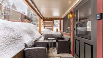 Apartment (2 Bedrooms) | Exterior