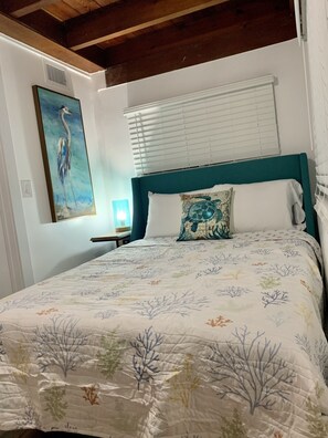 2 bedrooms, iron/ironing board, travel crib, WiFi - Relax in Ocean Ridge-Near Beach (Boynton Beach)