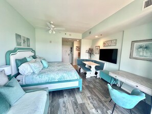 1 bedroom, desk, WiFi, bed sheets