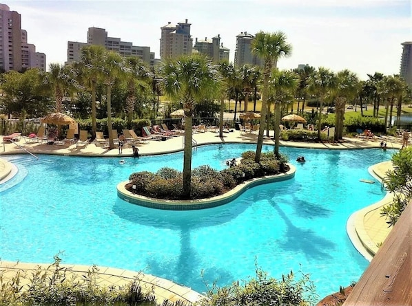 Piscine extérieure, piscine chauffée