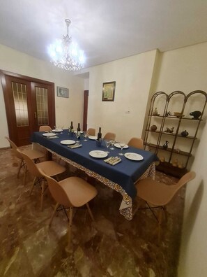 Dining - Beautiful Town  house. Montserrat, Valencia (Montserrat)