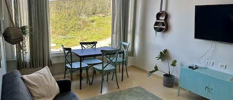 Family Studio Suite | 1 bedroom, individually decorated, individually furnished, desk