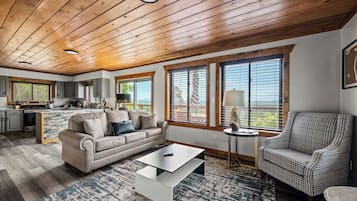 Smart TV, video games