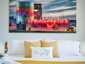 1 室のベッドルーム、アイロン / アイロン台