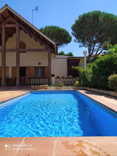 VILLA BETWEEN NATURAL PARKS