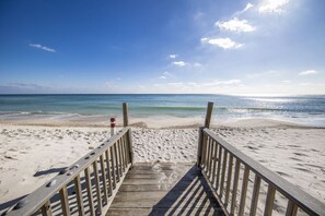 On the beach - Surfside Shores 1501 (Gulf Shores)