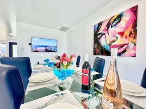 Dining - Lakeside Haven with Heated Pool (Cape Coral)