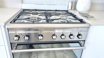 Una taula de menjador