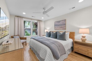3 bedrooms, iron/ironing board, free WiFi, bed sheets - Kiawah Exclusives | 1031 Sparrow Cottage (Johns Island)