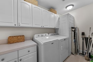 Interior - Kiawah Exclusives | 1031 Sparrow Cottage (Johns Island)