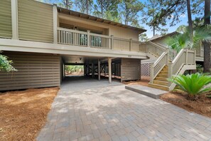 Exterior - Kiawah Exclusives | 1031 Sparrow Cottage (Johns Island)