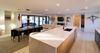 Villa Makena: Huge Luxe Home | Pickleball Court | Heated Pool | Great for Groups