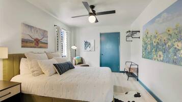 3 Schlafzimmer, BĂŒgeleisen/BĂŒgelbrett, WLAN, BettwĂ€sche