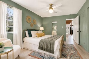 3 Schlafzimmer, Bügeleisen/Bügelbrett, WLAN, Bettwäsche