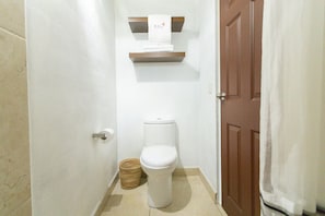 Family House | Bilik Mandi
