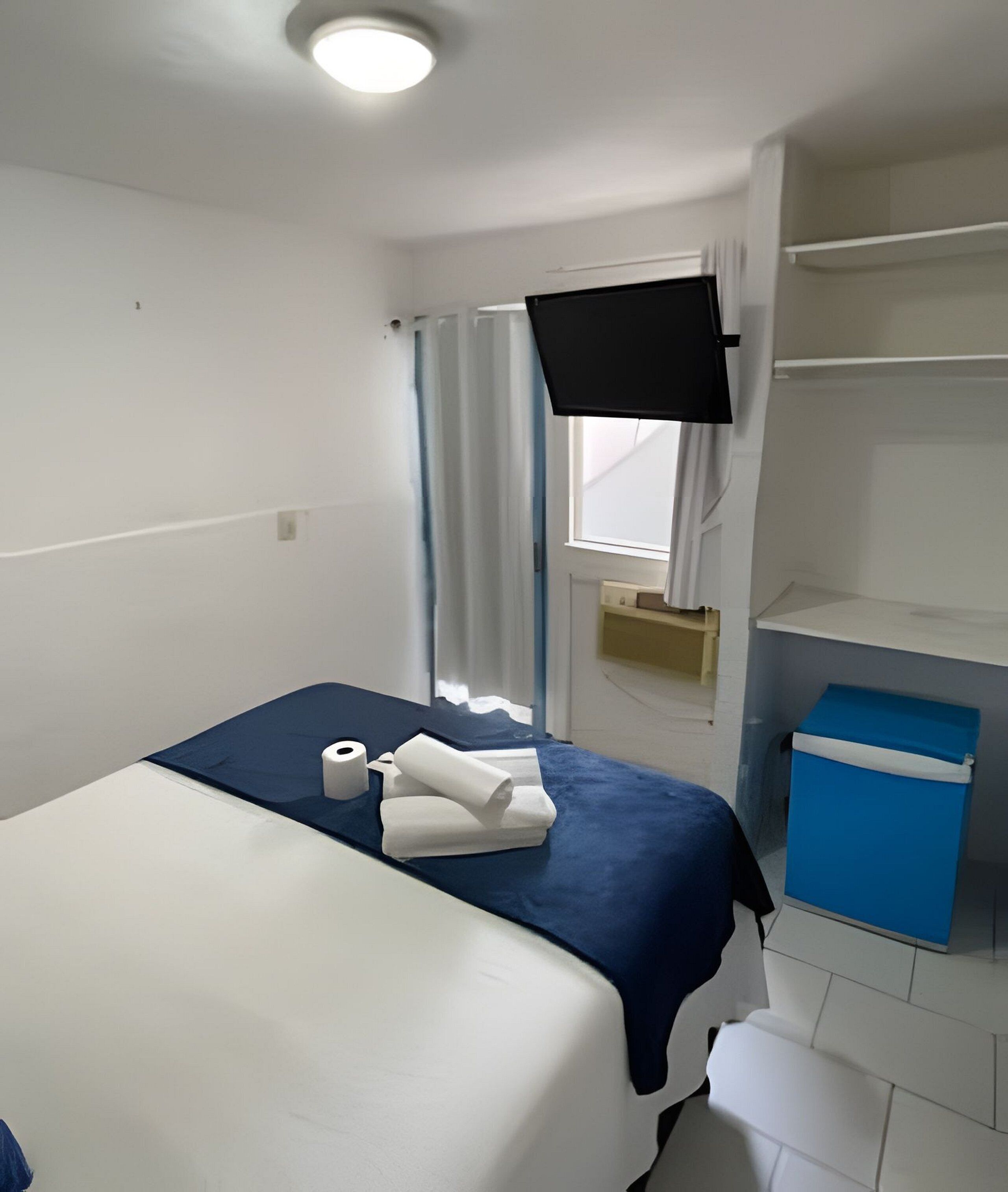 Minibar, Wi-Fi gratuit, draps fournis