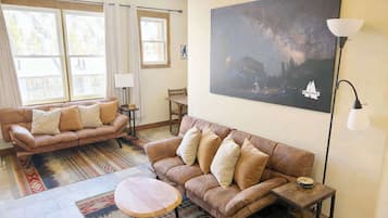 TV, books, stereo, offices