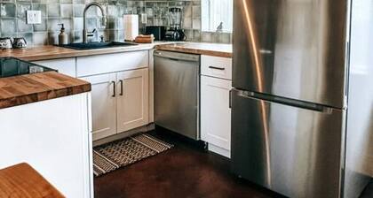 5THAV928 · Jaw dropping historic bungalow