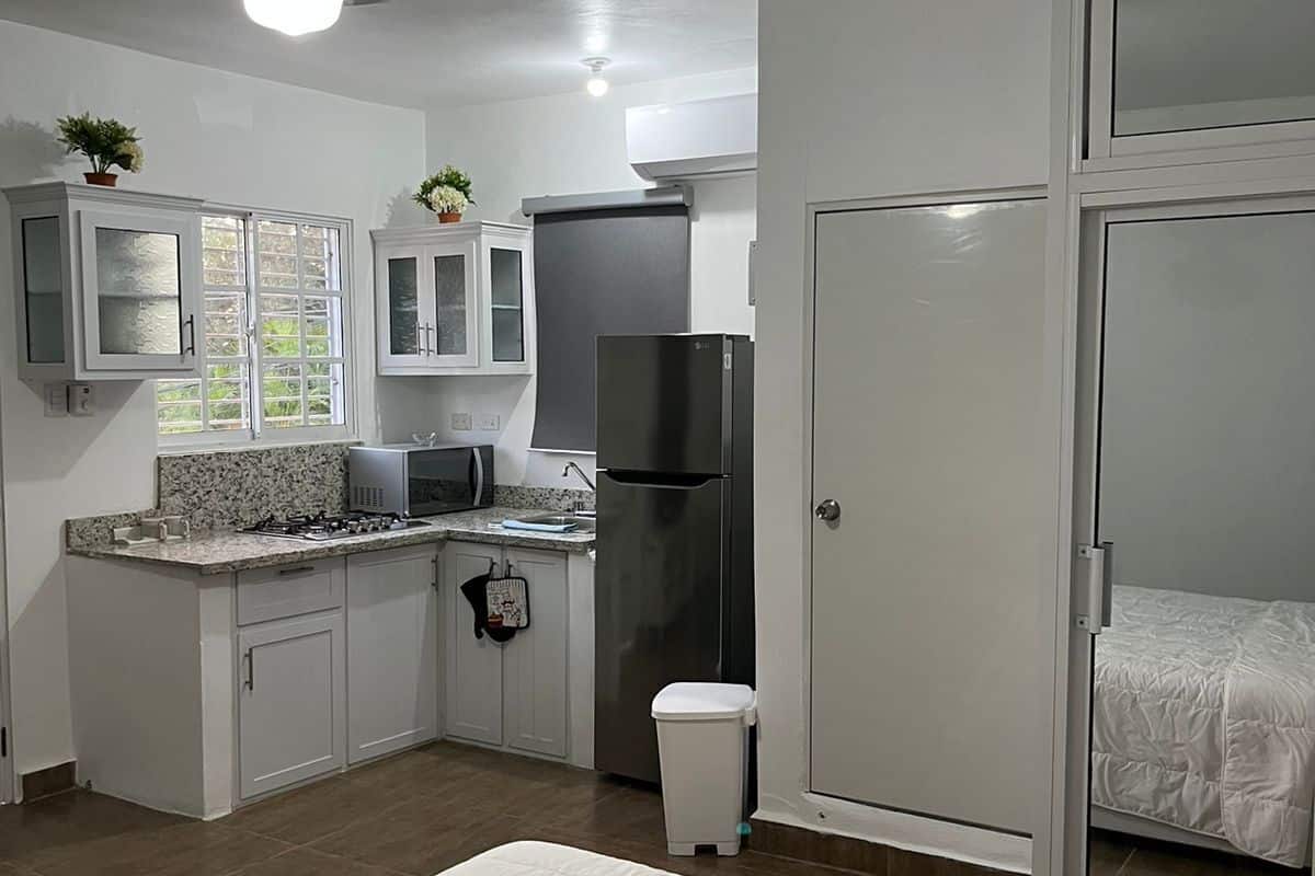 executive studio | premium bedding, down duvets, pillow-top beds, blackout curtains