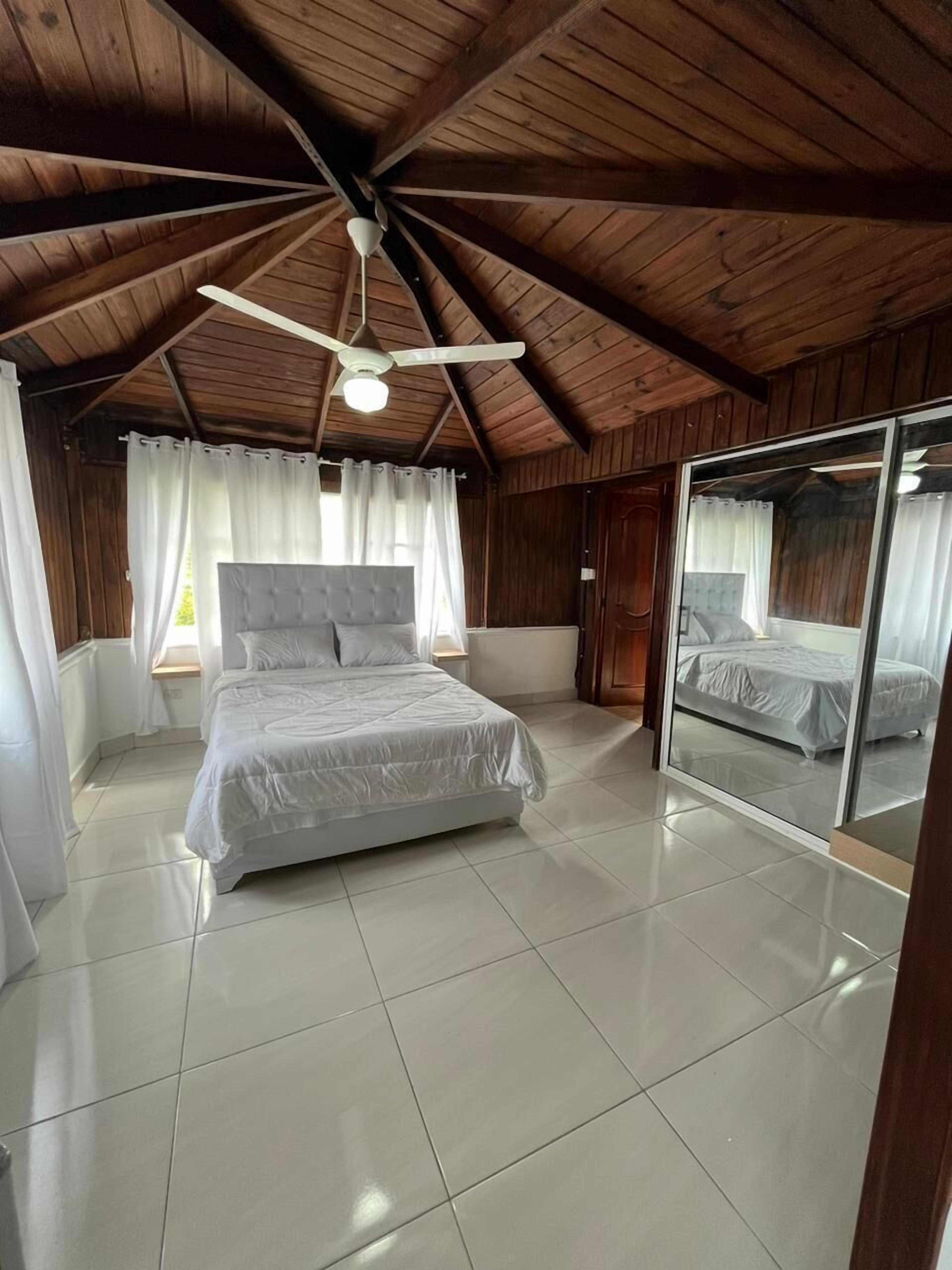 signature room | premium bedding, down duvets, pillow-top beds, blackout curtains