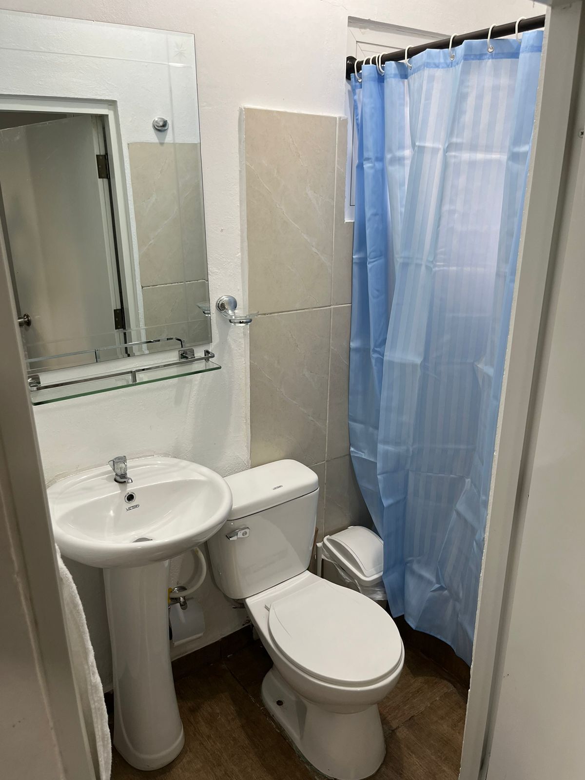 executive studio | premium bedding, down duvets, pillow-top beds, blackout curtains