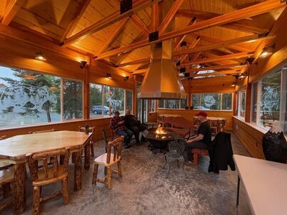 Newly Built: Kenai River Front Cabin with 2 Bedrooms - Premier Fishing Location