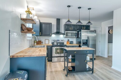 The Hilltop Hideaway