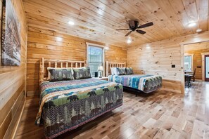 2 habitaciones, tabla de planchar con plancha, wifi y ropa de cama