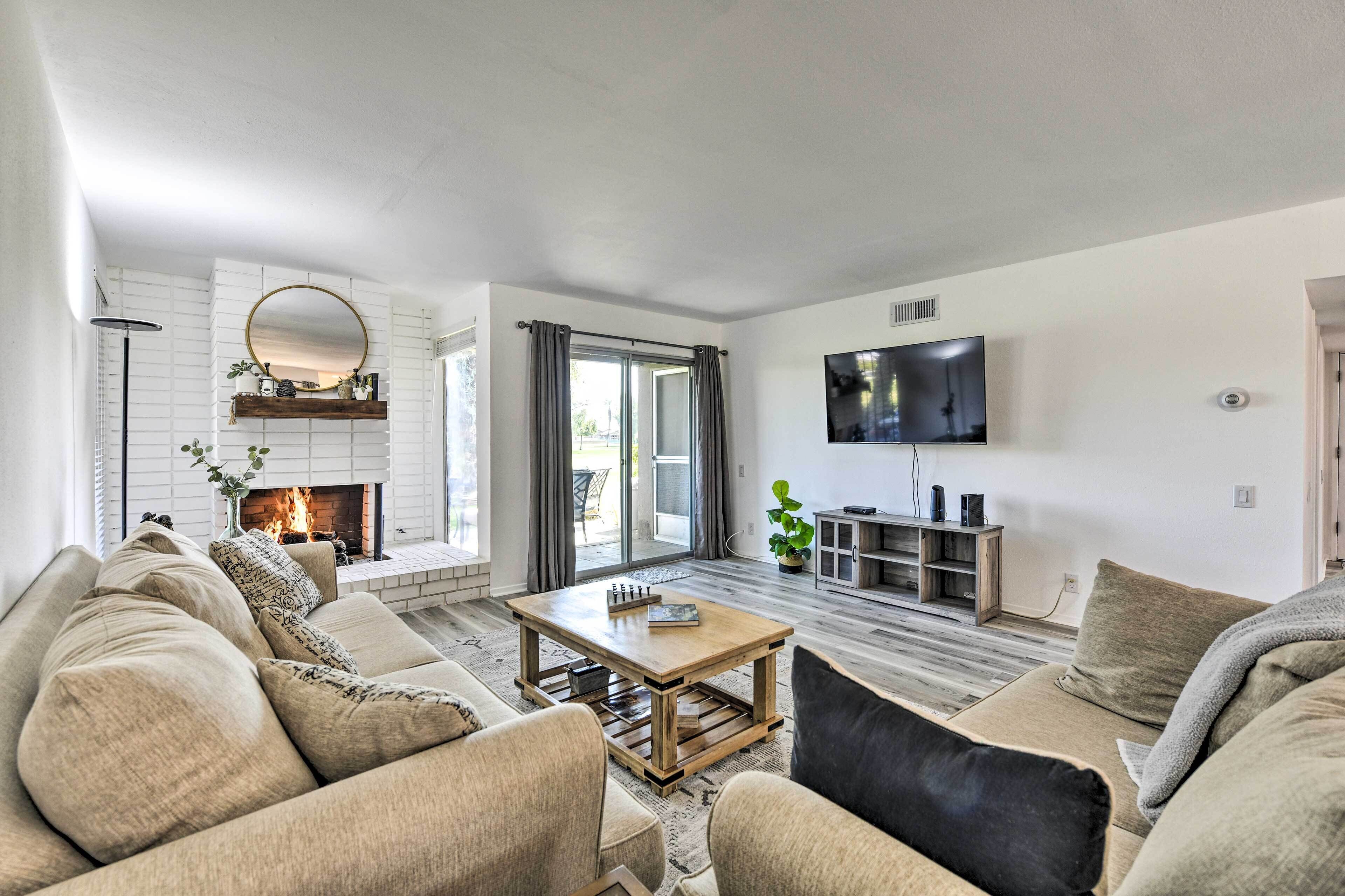 Pet-Friendly Bermuda Dunes Condo w/ Community Pool