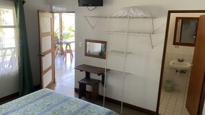Standard Double Room | Pemandangan dari bilik