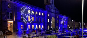 The Bruce @ RWY Family Apartment - sleeps 7 guests  in 2 bedrooms