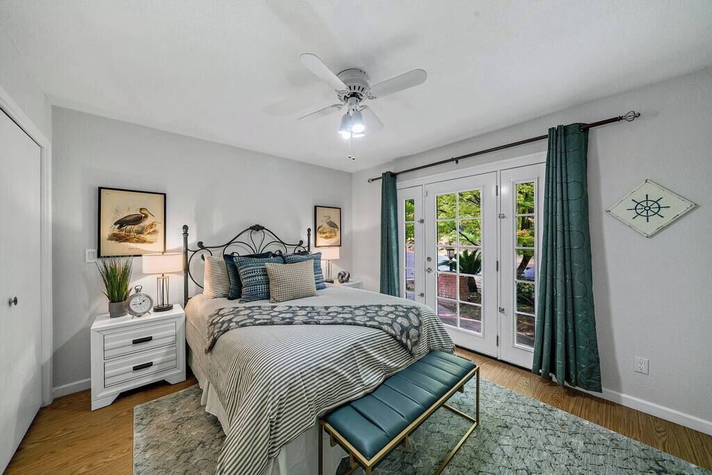 6 Schlafzimmer, Bügeleisen/Bügelbrett, kostenloses WLAN, Bettwäsche