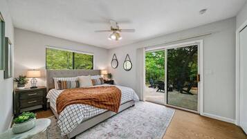 6 bedrooms, iron/ironing board, free WiFi, bed sheets