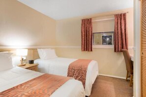 Room - Pine Lake Resort (LANCASHIRE)