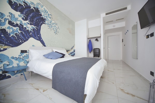 Suite "L'Onda" | Articles gratuits dans le mini-bar, ameublement personnalisé, bureau