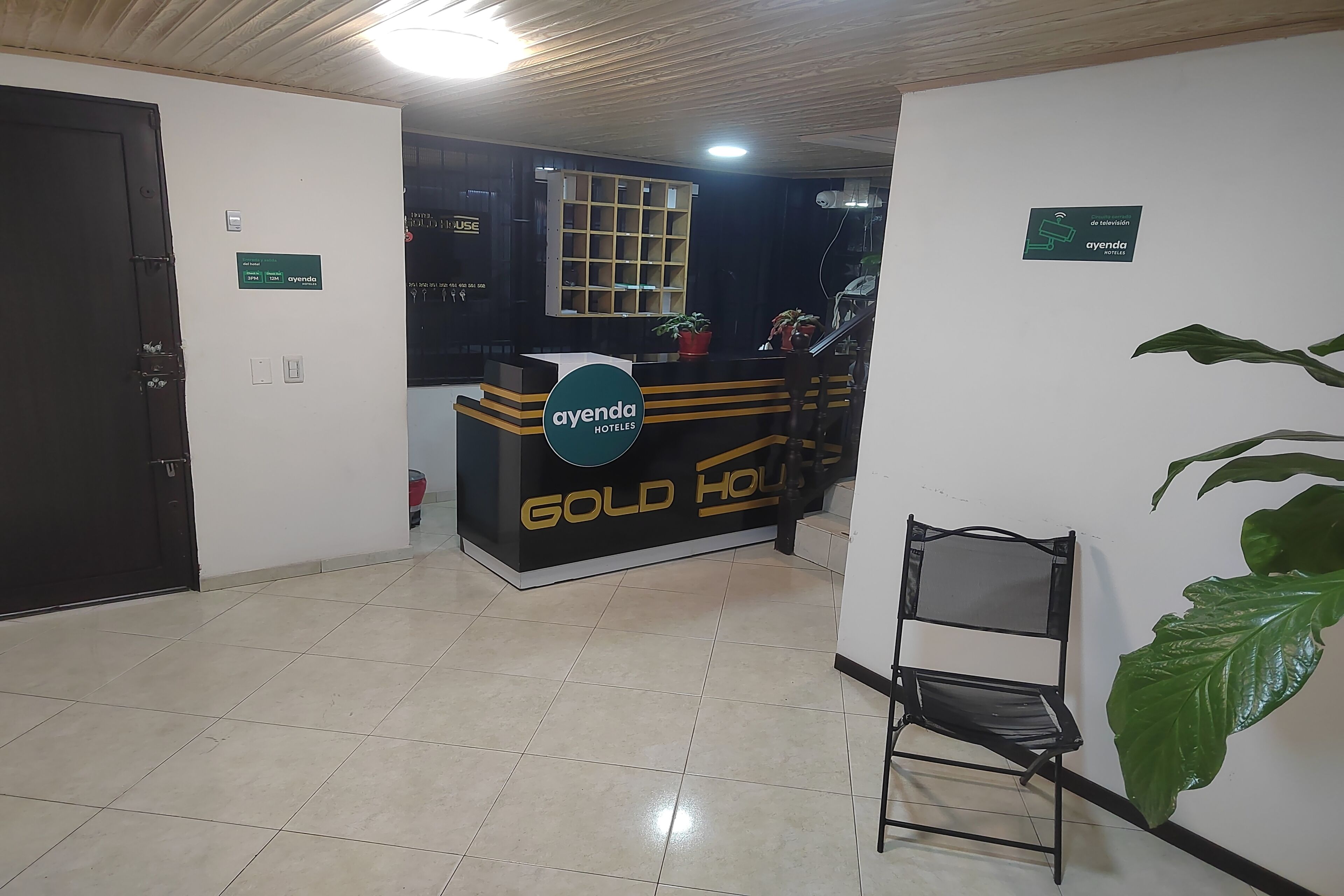 Foto - Ayenda Gold House