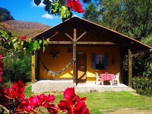 Classic Double Room, 1 Double Bed | Minibar, free WiFi, bed sheets - pousada Vila Mathilde (Alfredo Chaves)