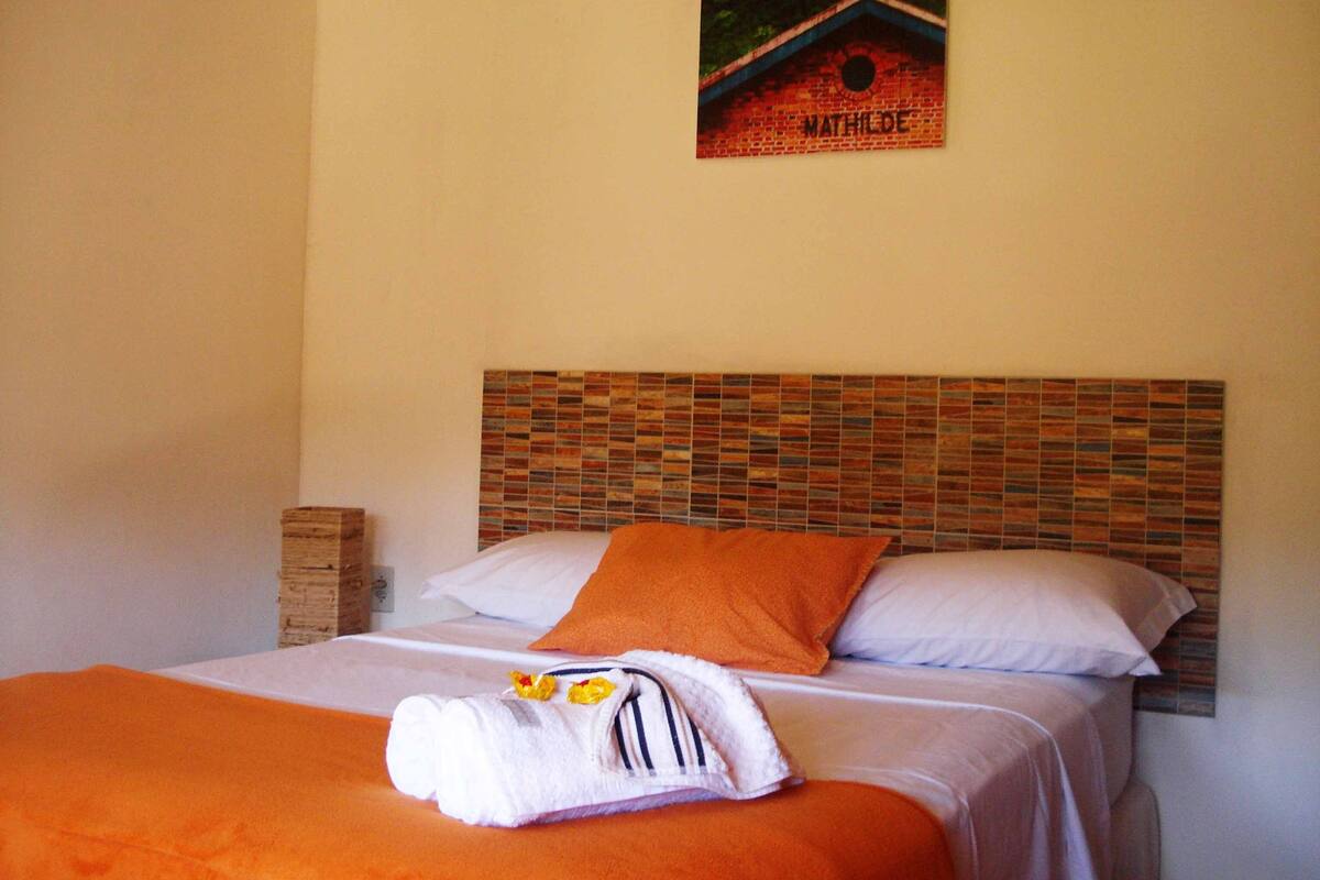 Classic Double Room, 1 Double Bed | Minibar, WiFi (free), bed sheets