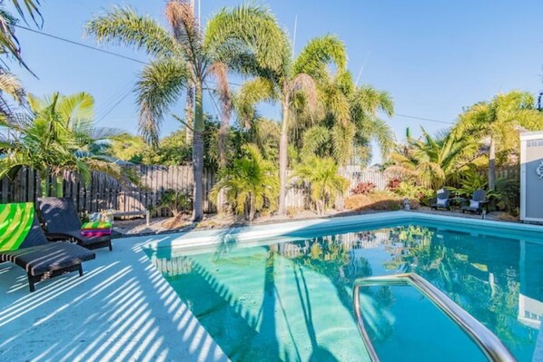 Outdoor pool, a heated pool