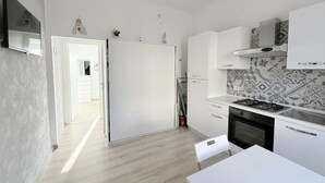 Uklassifisert bilde, 2 av 17, knapp