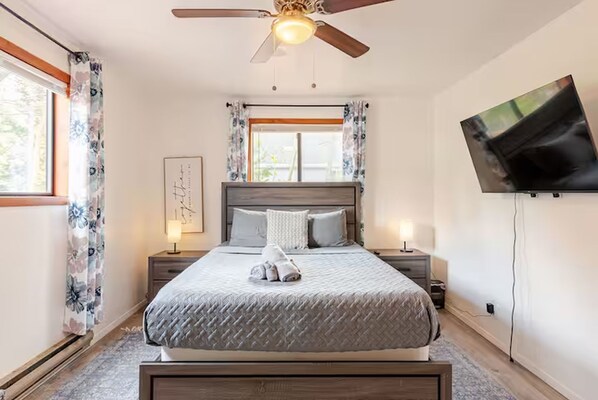 3 chambres, fer et planche à repasser, lit parapluie, Wi-Fi gratuit