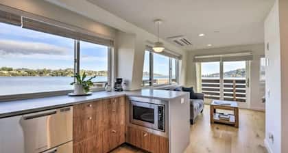 Floating condo 'D' on Sausalito's Richardson Bay