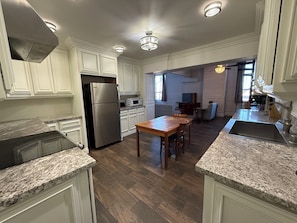 Luxury Studio Suite | Private kitchen