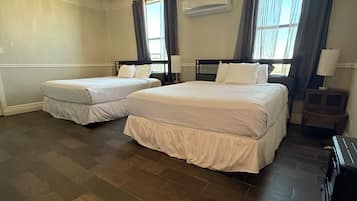 Elite Suite | 1 bedroom, premium bedding, desk, laptop workspace