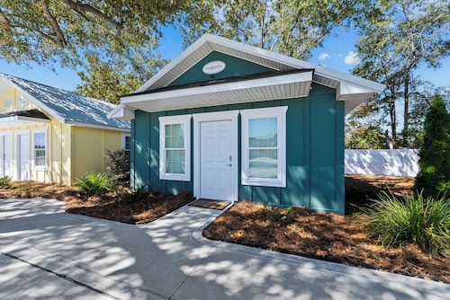 "Magnolia" Cottage Reidsville Georgia