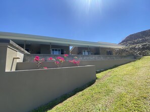 Exterior - Villa M - Superb Luxury Villa With sea View (Potrero)