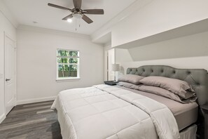 4 Schlafzimmer, Zimmersafe, WLAN, Bettwäsche