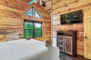 4 camere, una scrivania, ferro/asse da stiro, Wi-Fi