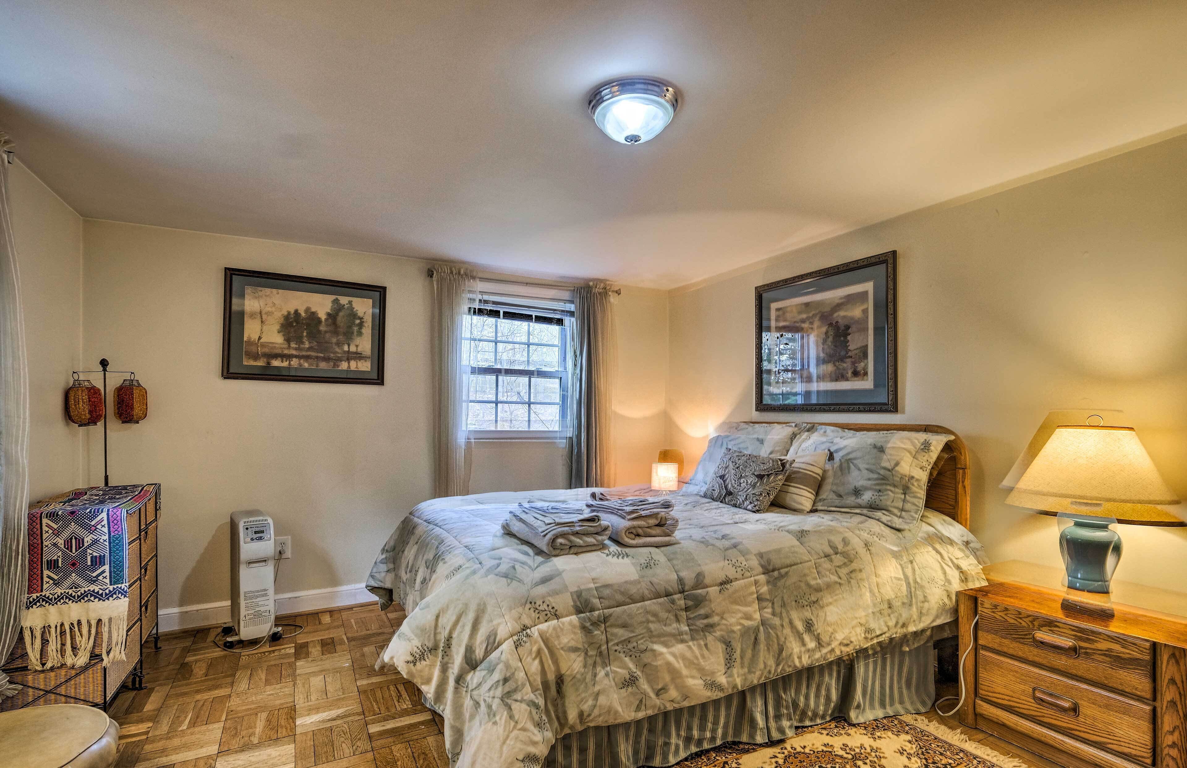 1 bedroom, iron/ironing board, WiFi, bed sheets