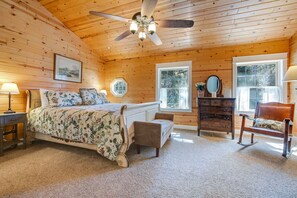 8 bedrooms, desk, iron/ironing board, WiFi